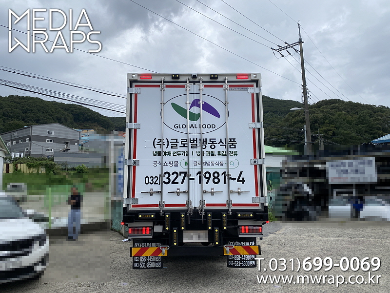 078cc9bc8ee414144acfa895a879e61d_1760600622_92738.jpg